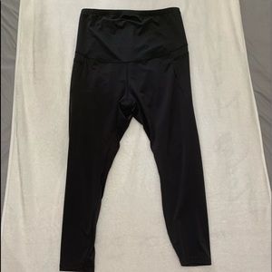 Old Navy Active Maternity Leggings XL